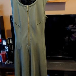 Roz and Ali A-line sleeveless dress. Size 14